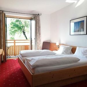 Zimmer mit Queensize-Bett